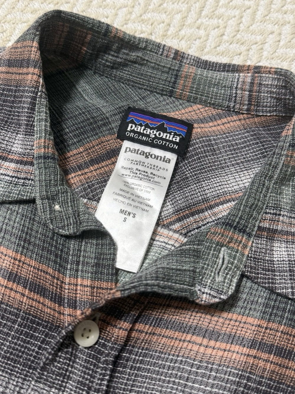 Patagonia Men’s Long-Sleeve A/C Steersman Plaid Button Down Shirt Organic Cotton